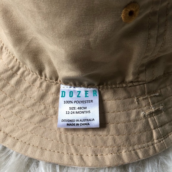 Dozer Reversible Bucket Hat - Picture 5 of 5